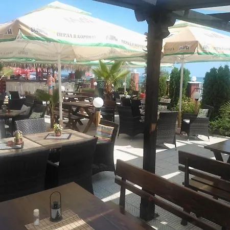 Private In Carina Beach *