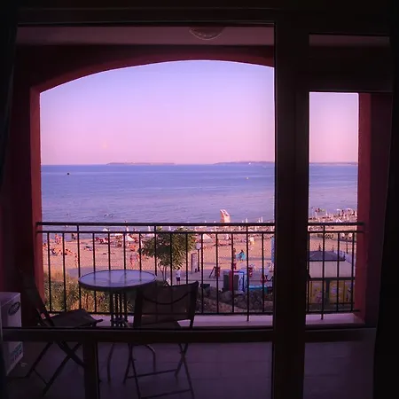 Private In Carina Beach