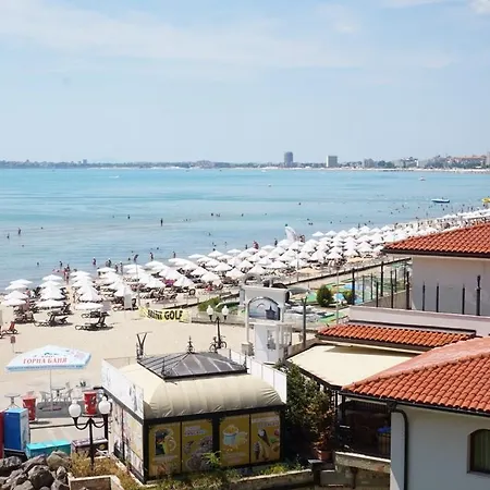Private In Carina Beach *